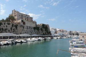 alquiler de motos en Menorca